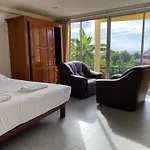 Baan Mon Hill Private Room